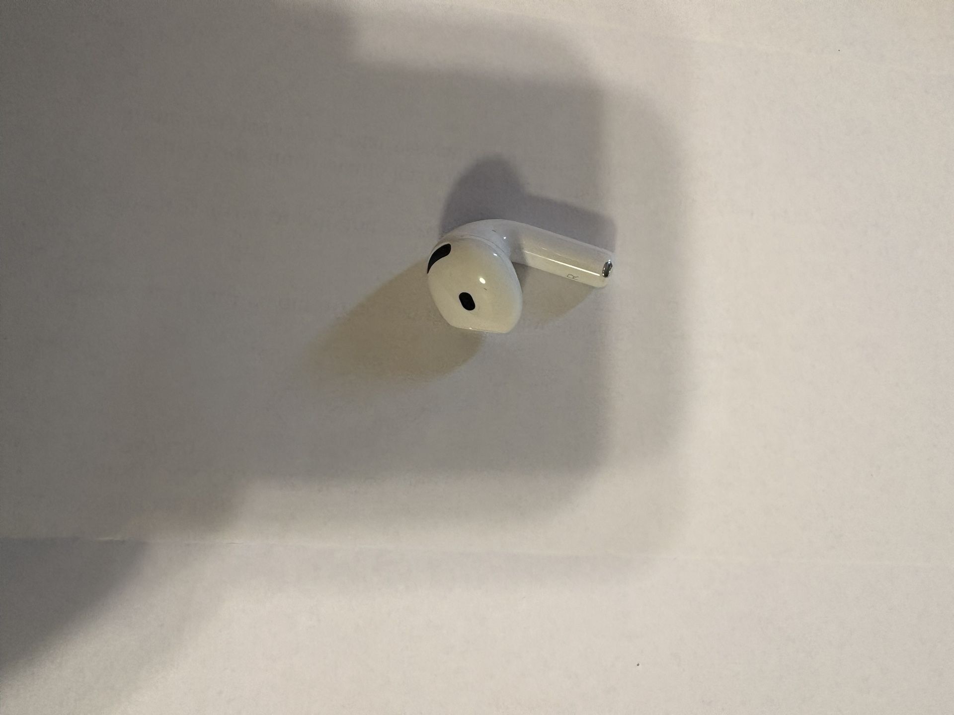 Apple AirPods 4 With Noise Cancellation Right Side