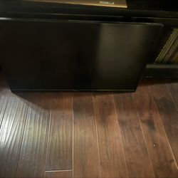 32 Inch Insignia Tv. 