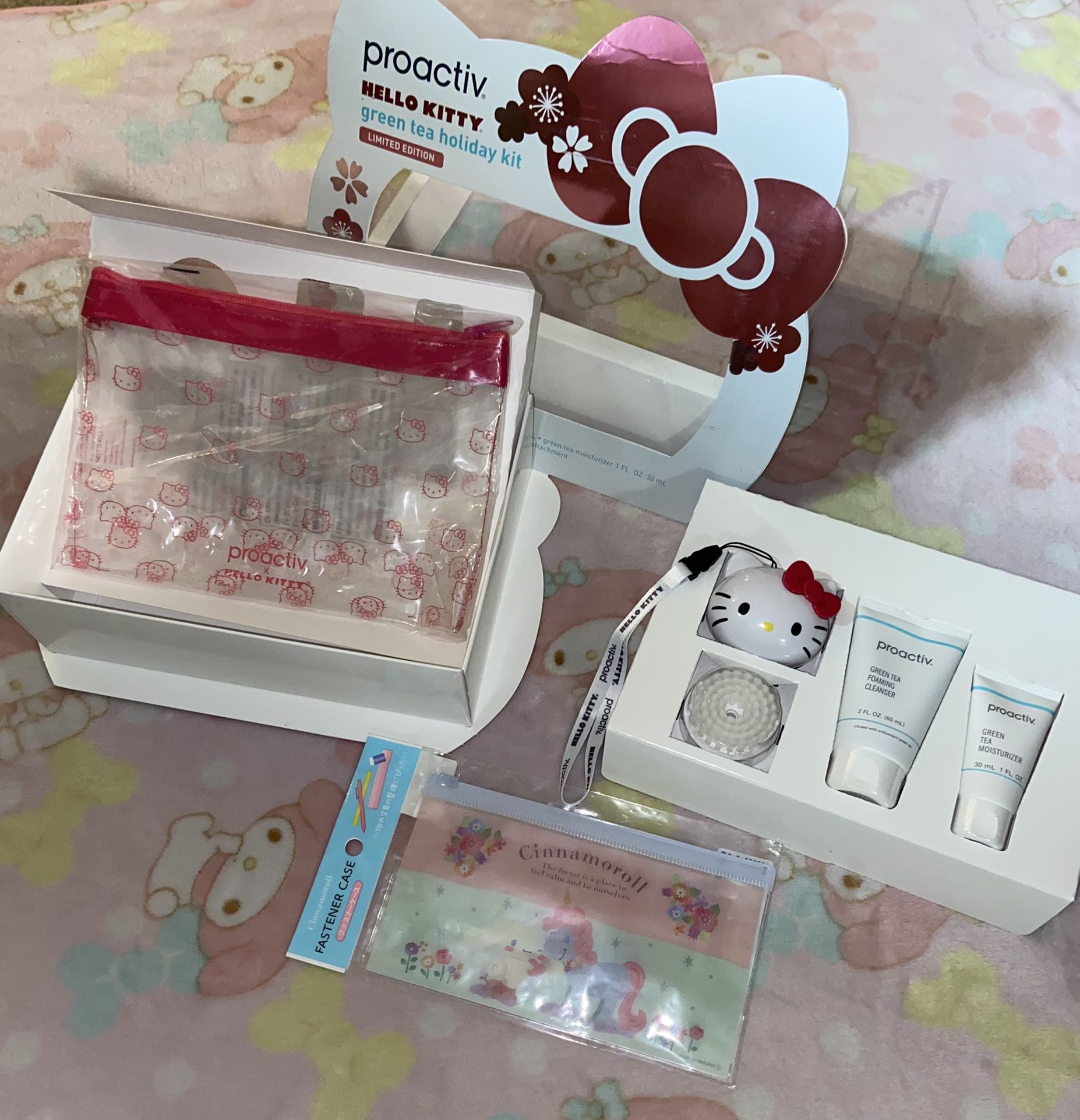 Hello Kitty Large *NEW in box* Proactiv limited edition gift set