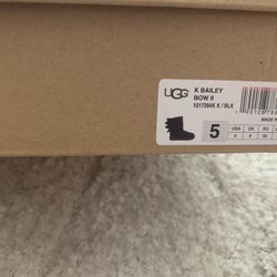 New Black Uggs 