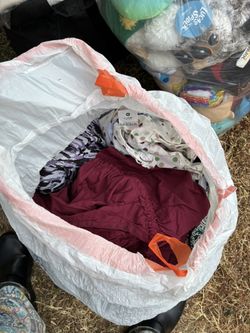 Maternity clothes