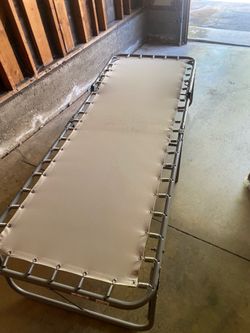 Foldable camping bed new