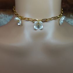 White Gold Floral Flower Necklace Choker 