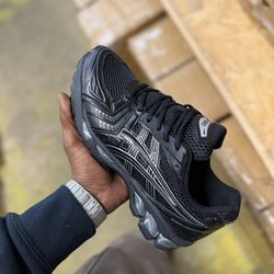 Men ASICS 