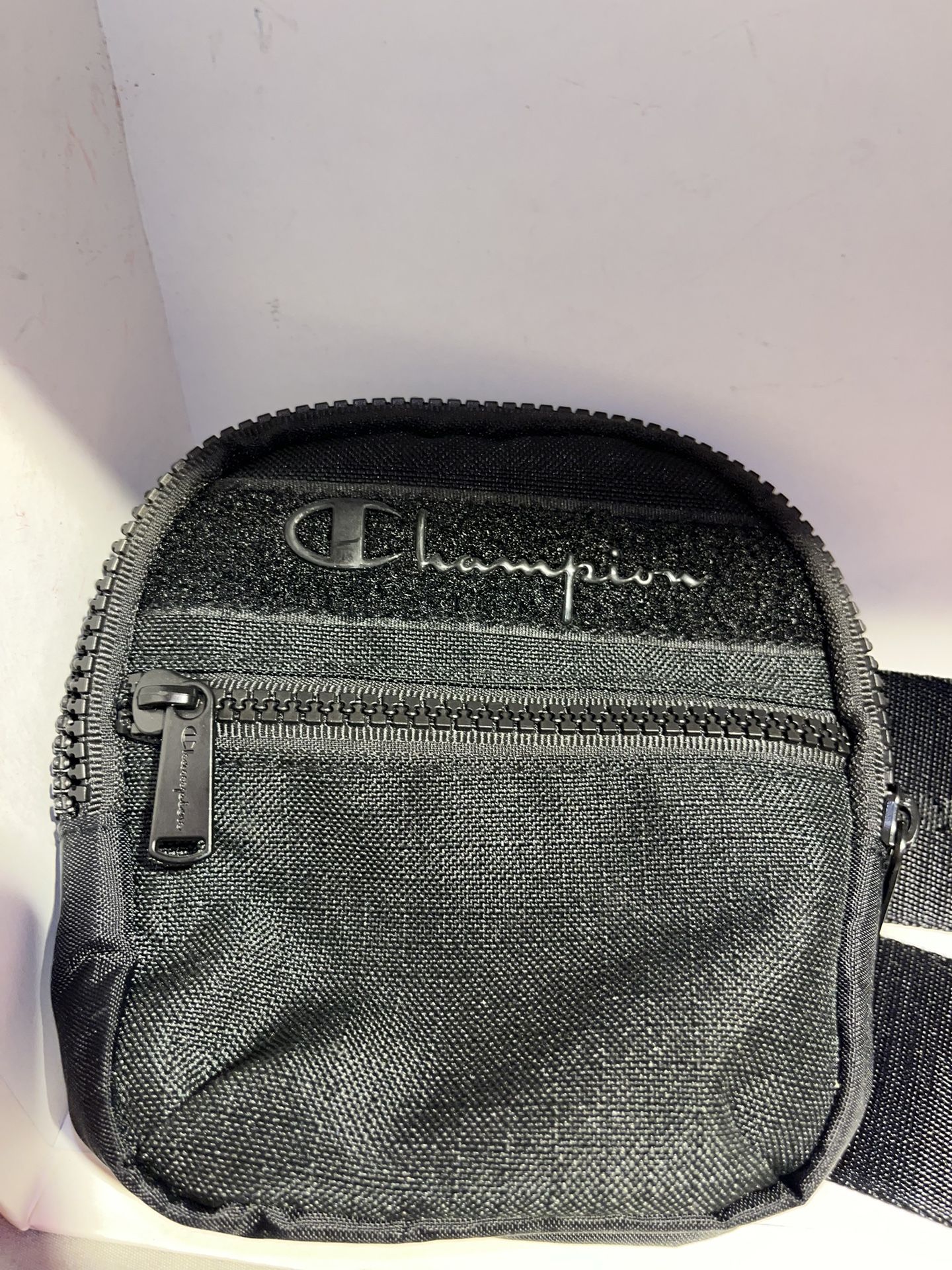 Champion Small Purse