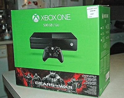 XBOX One (500 GB) with two controllers and games