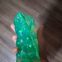 Hey I will like to sell this item hope one of yall can buy it