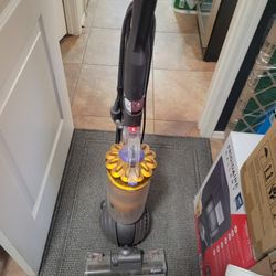 Dyson Vacuum USED