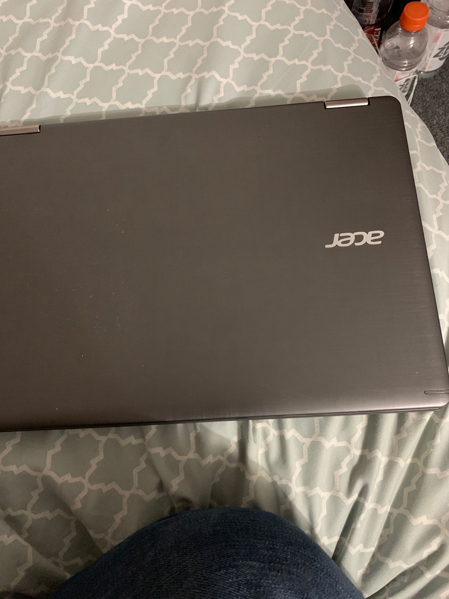 Acer aspire r15