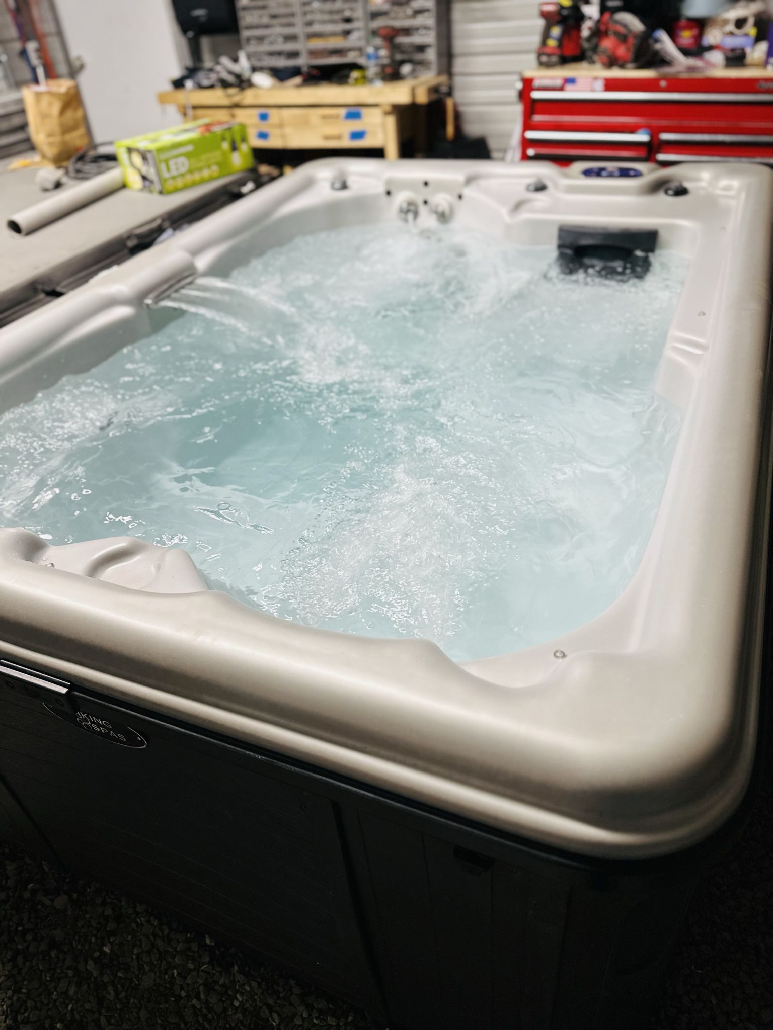 Viking 3 Person Spa Hot Tub DELIVERED!!