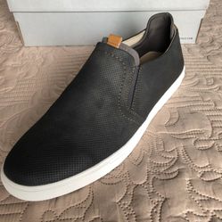 New Men’s Shoes Size 12