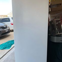 Kenmore Freezer  Frost Free in good condition