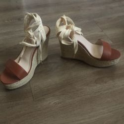 Nwob Wedges Size 6 