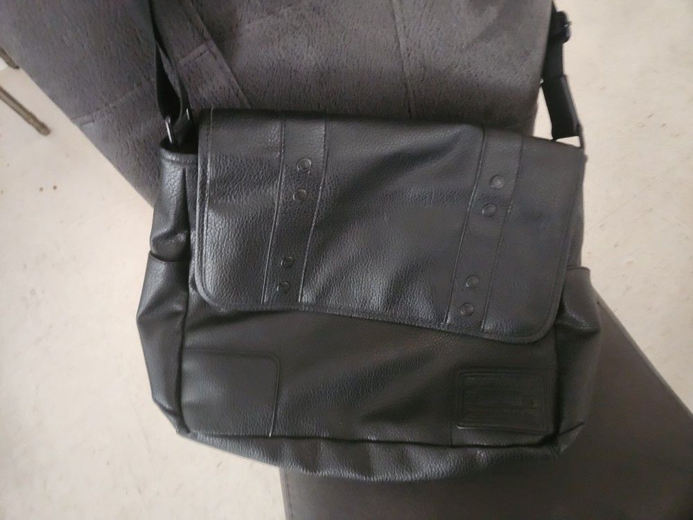 BUFFALO Messenger Bag $15