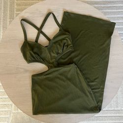 Fashion nova green maxi dress