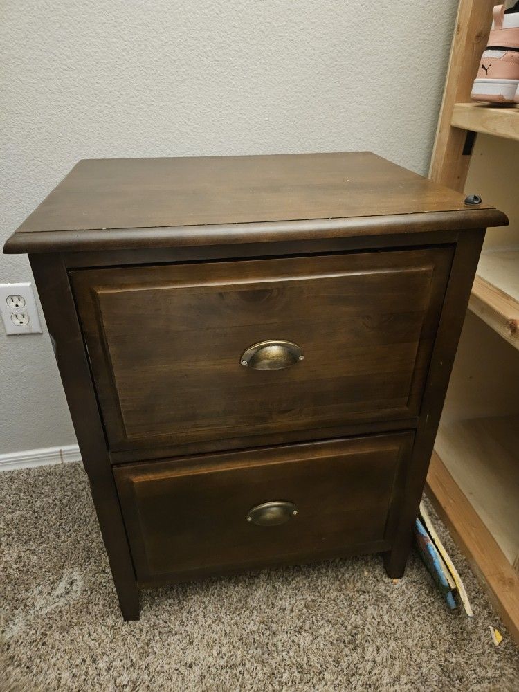 Nightstand/End Table