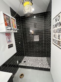 Istalasion De Cerámica Tile