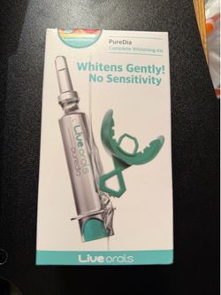 Liveorals Teeth Whitening Kit