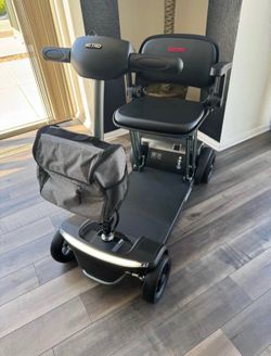 Brand New Metro Mobility Air Traveler Fold Carry Go Scooter w/ 20ah Lithium Battery New