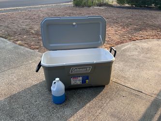 Coleman 316 Series 120-Quart Hard Chest Cooler (Silver Ash)