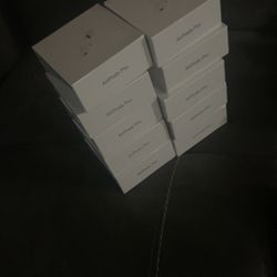 AirPods Pro 2nd Generation [SEND BEST OFFER]