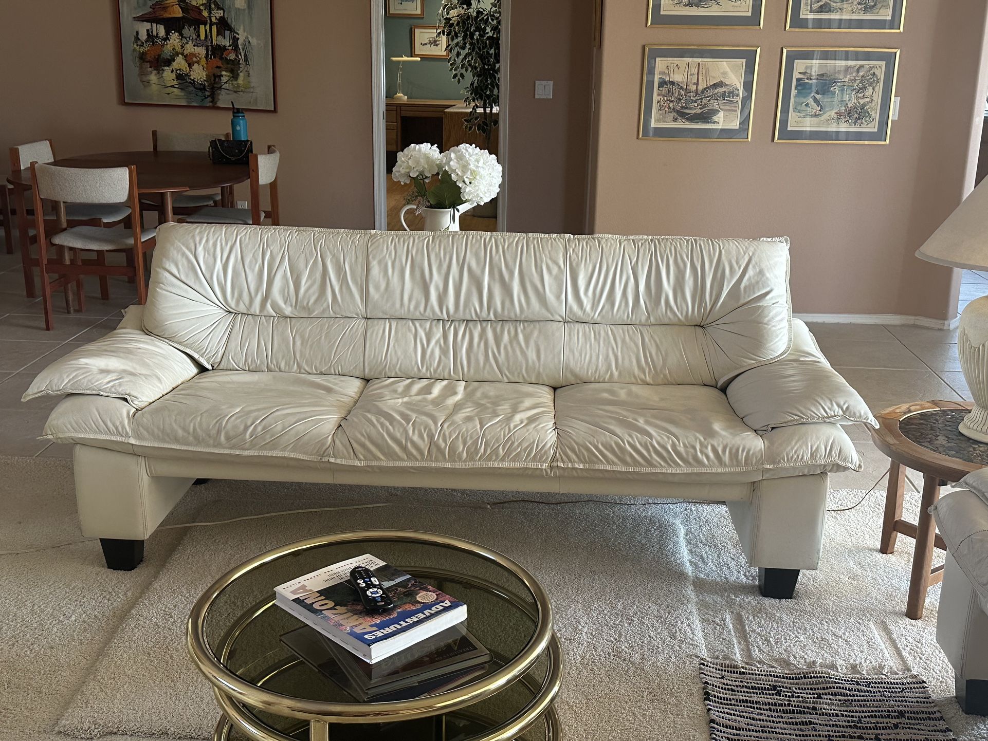 White Leather Furniture Set for Sale in Peoria, AZ OfferUp