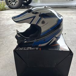 Youth Medium Frenzy MX1 Helmet
