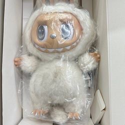 Angel in Clouds { Labubu }