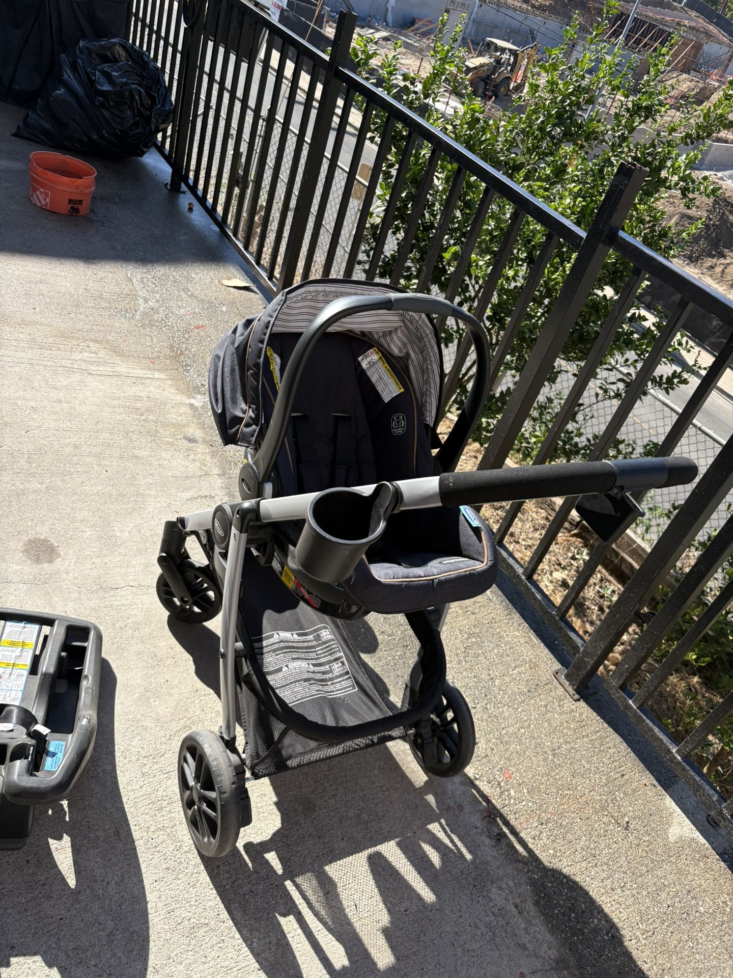 Stroller 