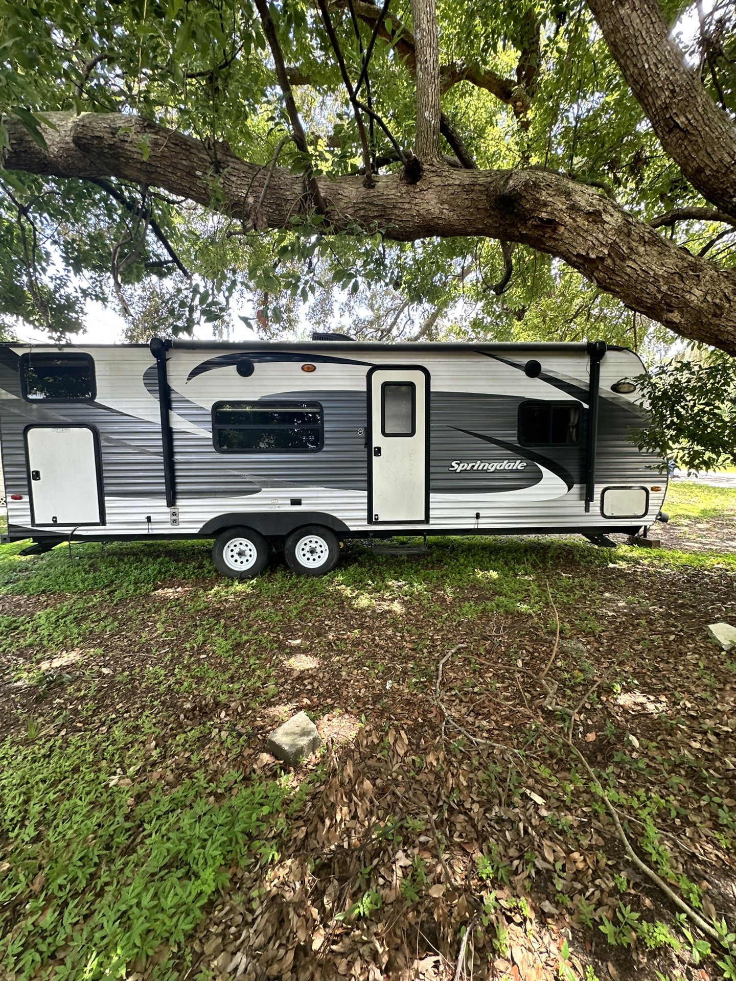 2015 keystone Springdale