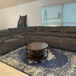 Haverty’s Reynolds Sectional