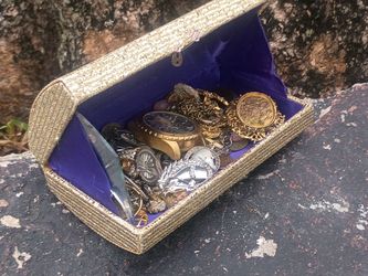 Used jewelry