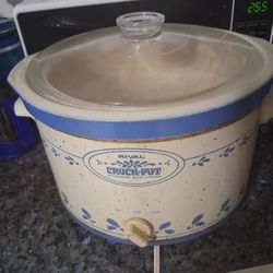 Large Rival Slow Cooker Crock Pot Like New 