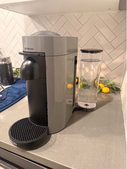 Nespreso / with frother cold/hot