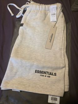 Essentials Shorts