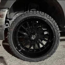 24X14 TIS OFF ROAD 547B WHEEL & TIRE PACKAGE