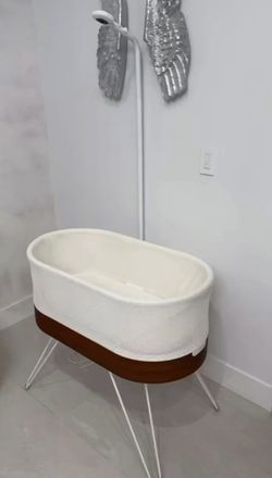Happiest Baby Snoo Smart Sleeper – Excellent Condition