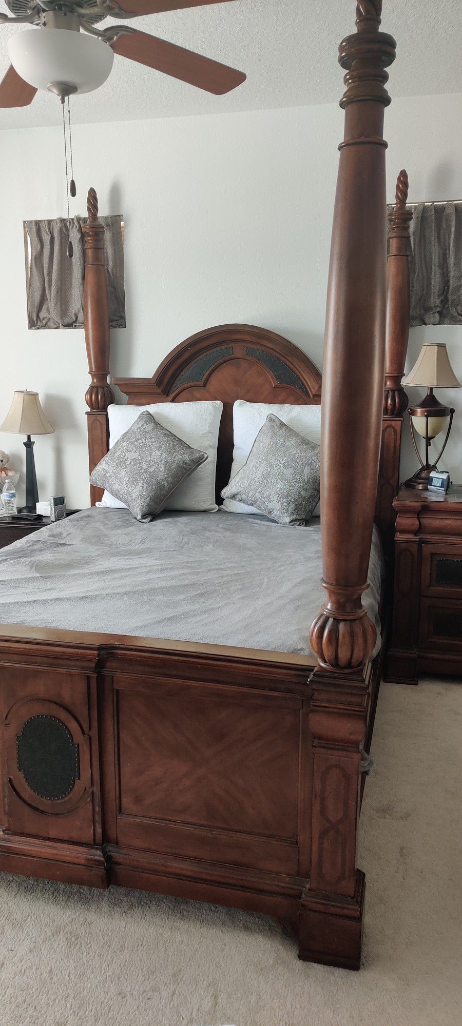 Solid Wood Queen Bed Set