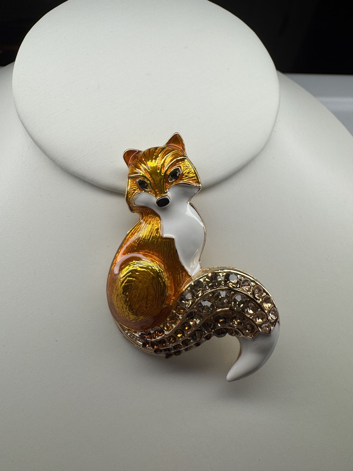 Fox brooch