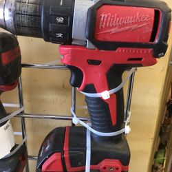 Milwaukee 18v Drill W/Battery (No Charger)