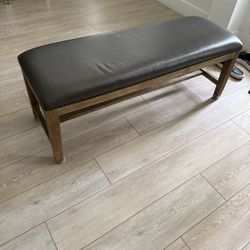 Free Bedroom Bench 33626
