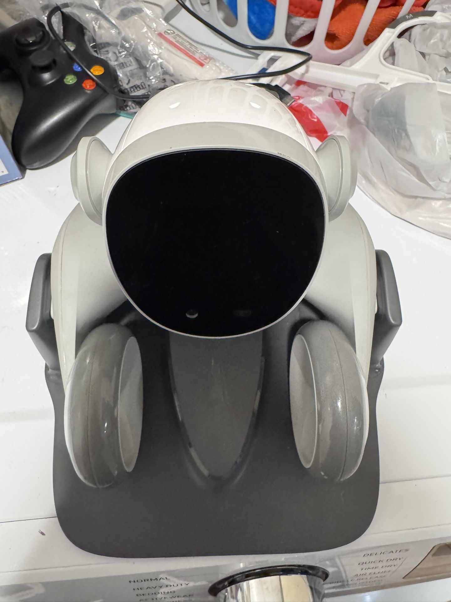 Loona AI robot dog