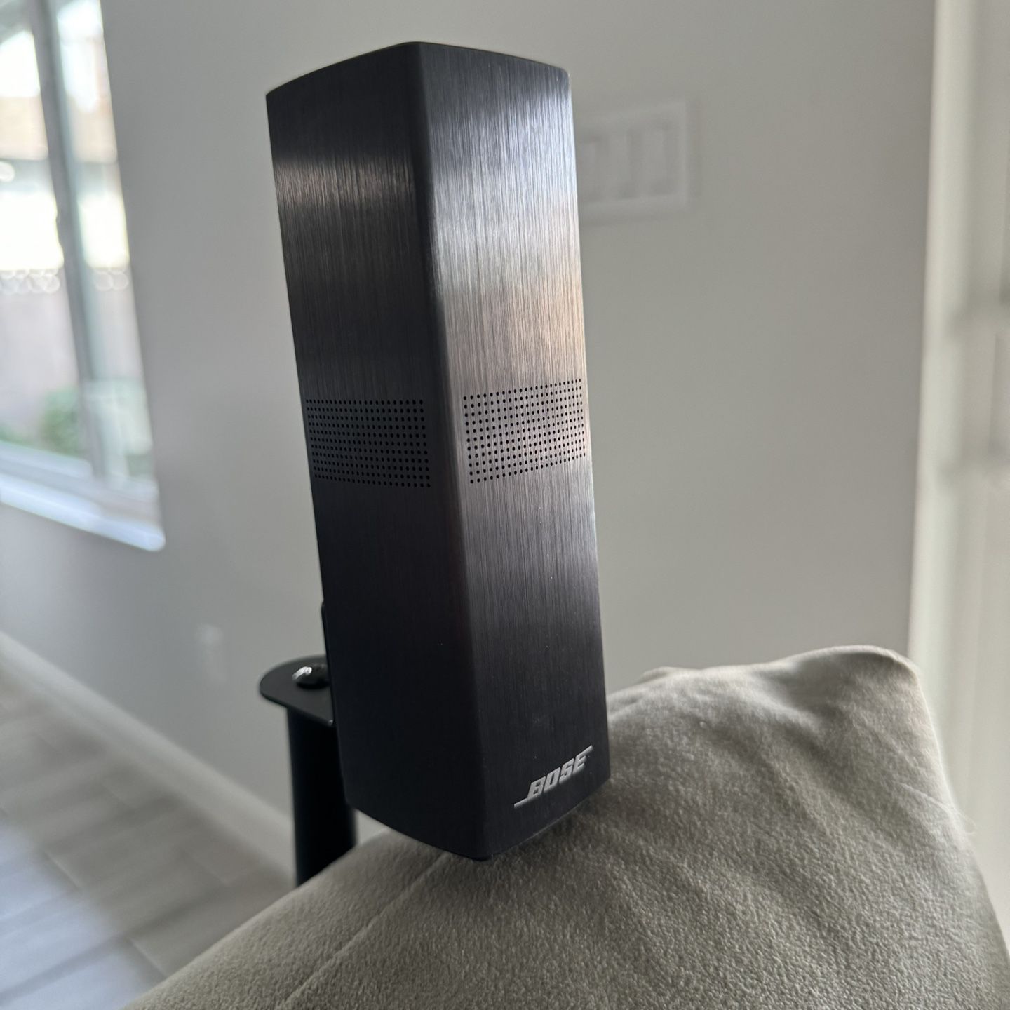 Bose Surround Speakers With Stand 2 Pieces for Sale in Scottsdale