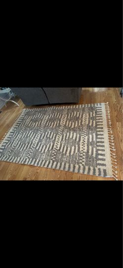 Rug Area 7’2” X 5’2”