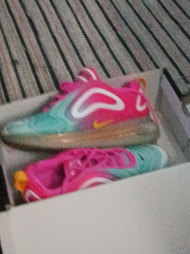 Nike