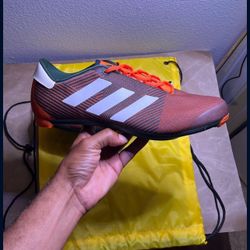 Adidas The Road Shoe Men’s Size 10.5