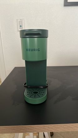KEURIG coffee maker