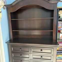 Chester Drawer With Shelves On Top