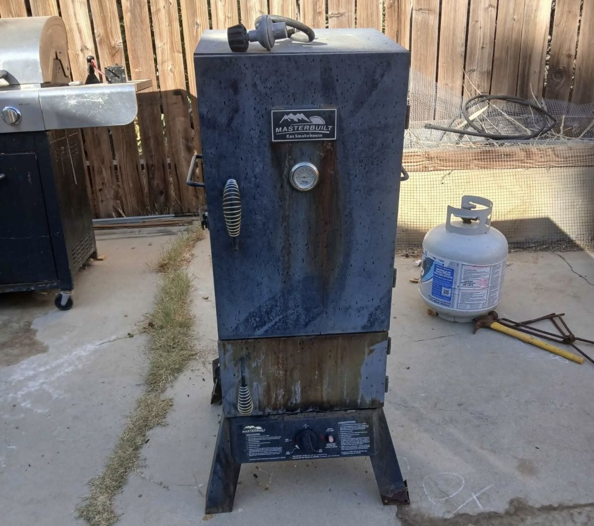 Propane Smoker Master Built