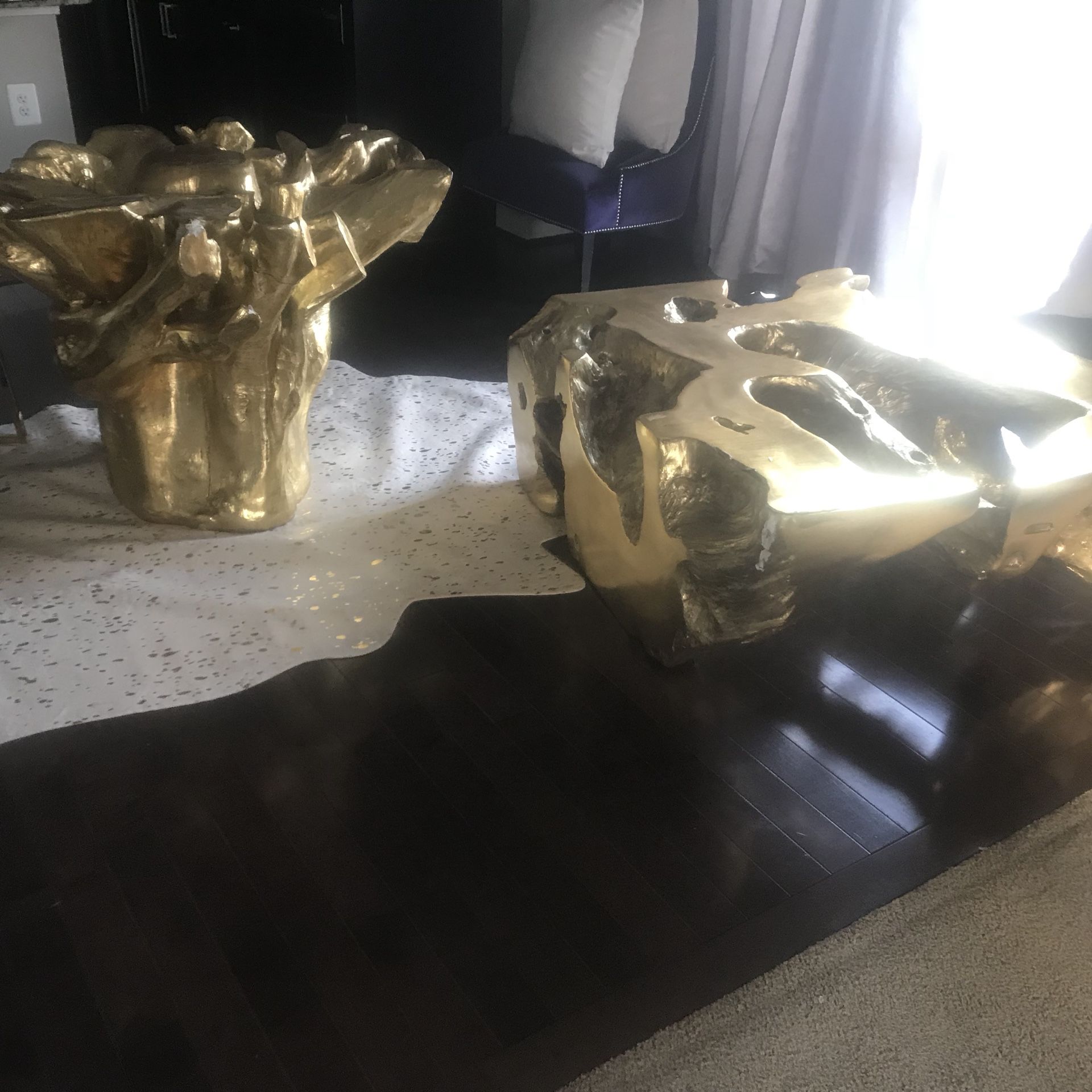 Z Gallerie Sequoia Coffee Table ( Gold) for Sale in LUTHVLE TIMON, MD OfferUp
